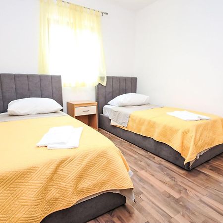 Holiday Home Gorana - Brc152 By Interhome Mirca  ภายนอก รูปภาพ